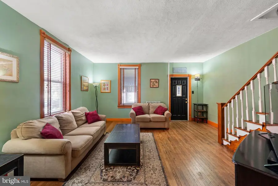 17 4th Ave, Roebling, NJ 08554 - #3