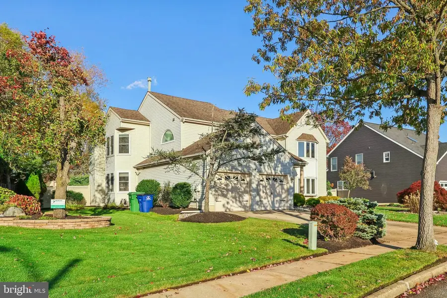 22 Hawk Ln, Marlton, NJ 08053 - Image #2