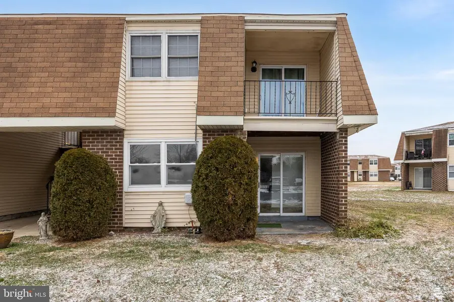 3-2 Florence Tollgate Pl, Florence, NJ 08518 - Image #2