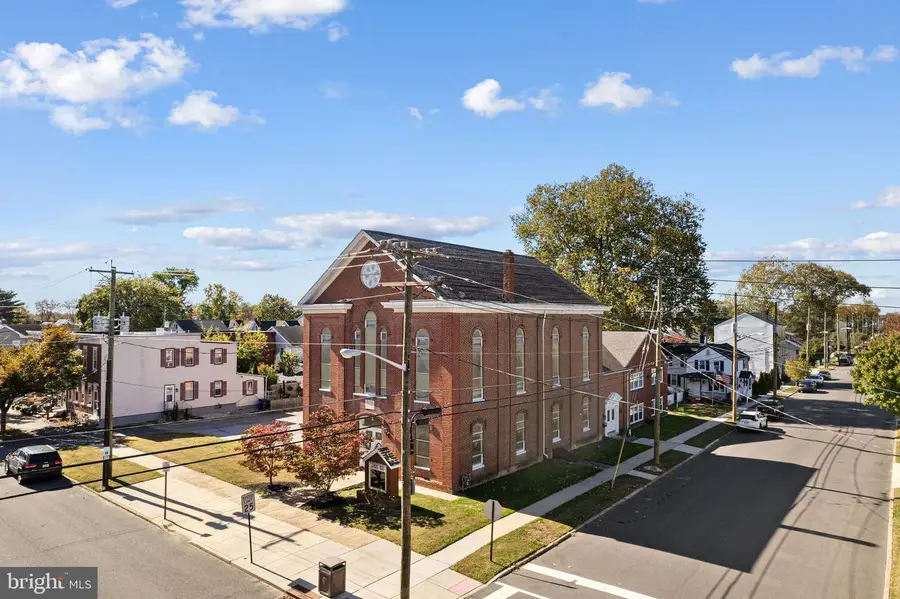 201 Broad St, Florence, NJ 08518 - Image #2