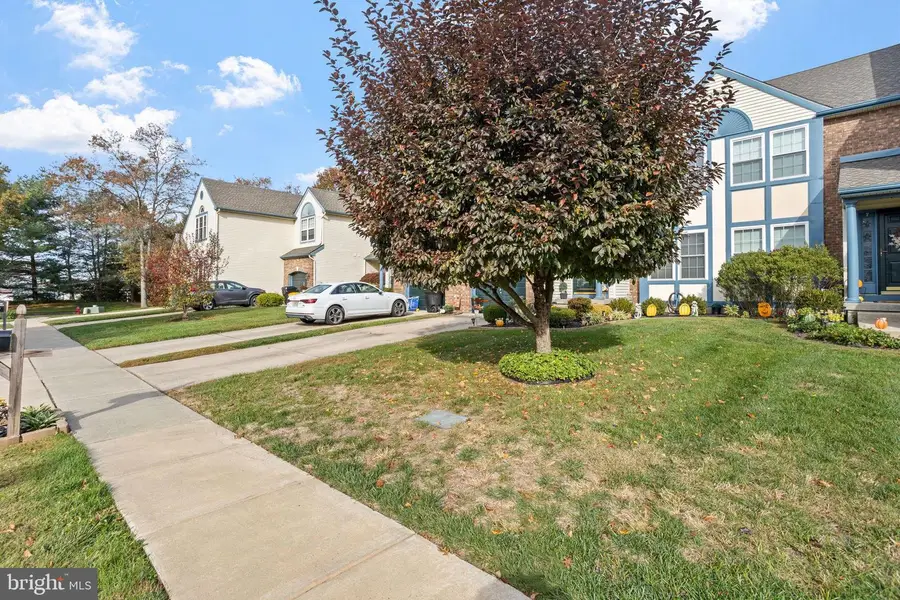 9 Summerhill Ln, Medford, NJ 08055 - Image #3