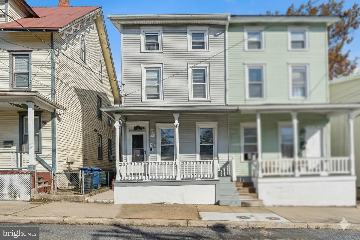 33 Buttonwood St, Mount Holly, NJ 08060 - Image #1