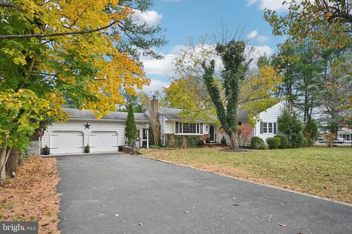 12 Jennings Rd, Medford, NJ 08055 - Image #1