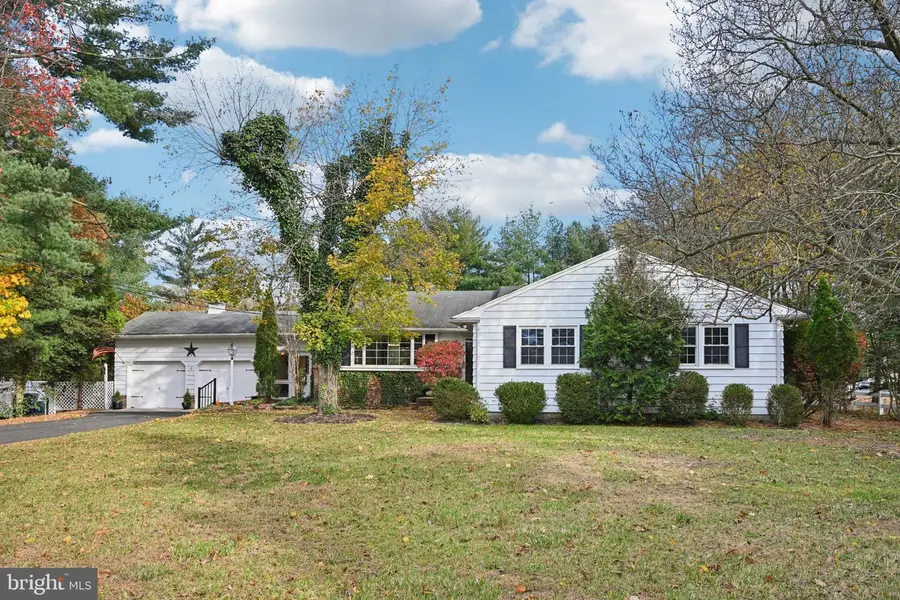 12 Jennings Rd, Medford, NJ 08055 - Image #2