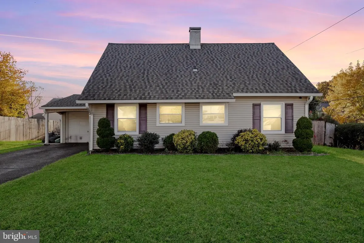 4 Bancroft Ln, Willingboro, NJ 08046 - Image #1