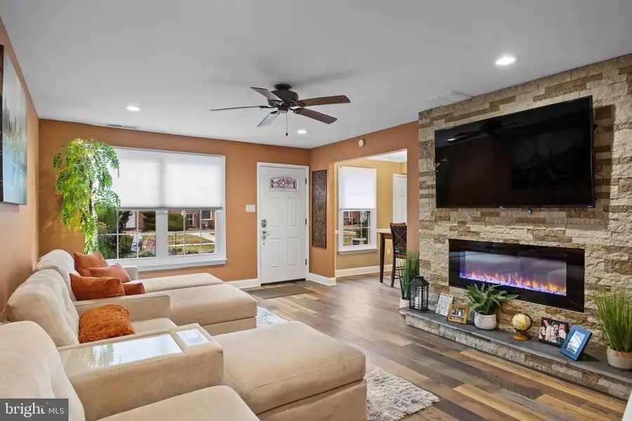 3029 Harbour Dr, Palmyra, NJ 08065 - Image #3