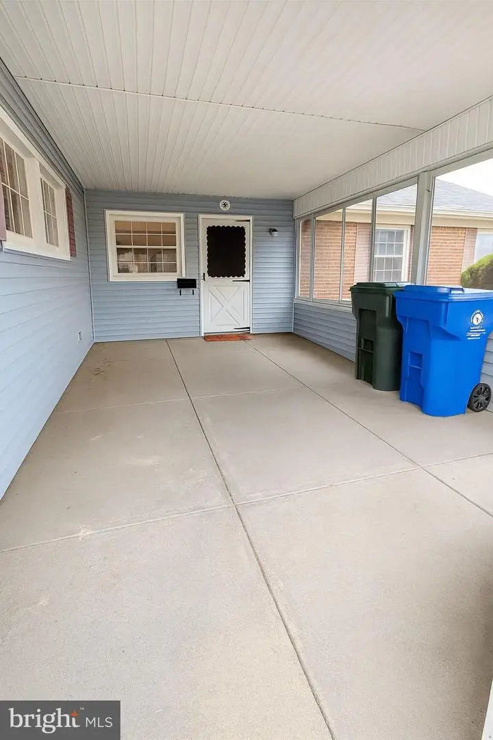 7 Sterling Ln, Willingboro, NJ 08046 - Image #2