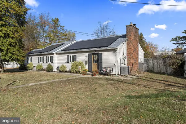 185 Fairfax Dr, CINNAMINSON, NJ 08077