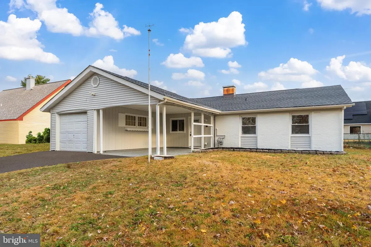 39 Babbitt Ln, Willingboro, NJ 08046 - Image #1