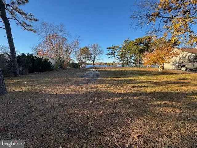 219 Chippewa Trl, Browns Mills, NJ 08015 - Image #1