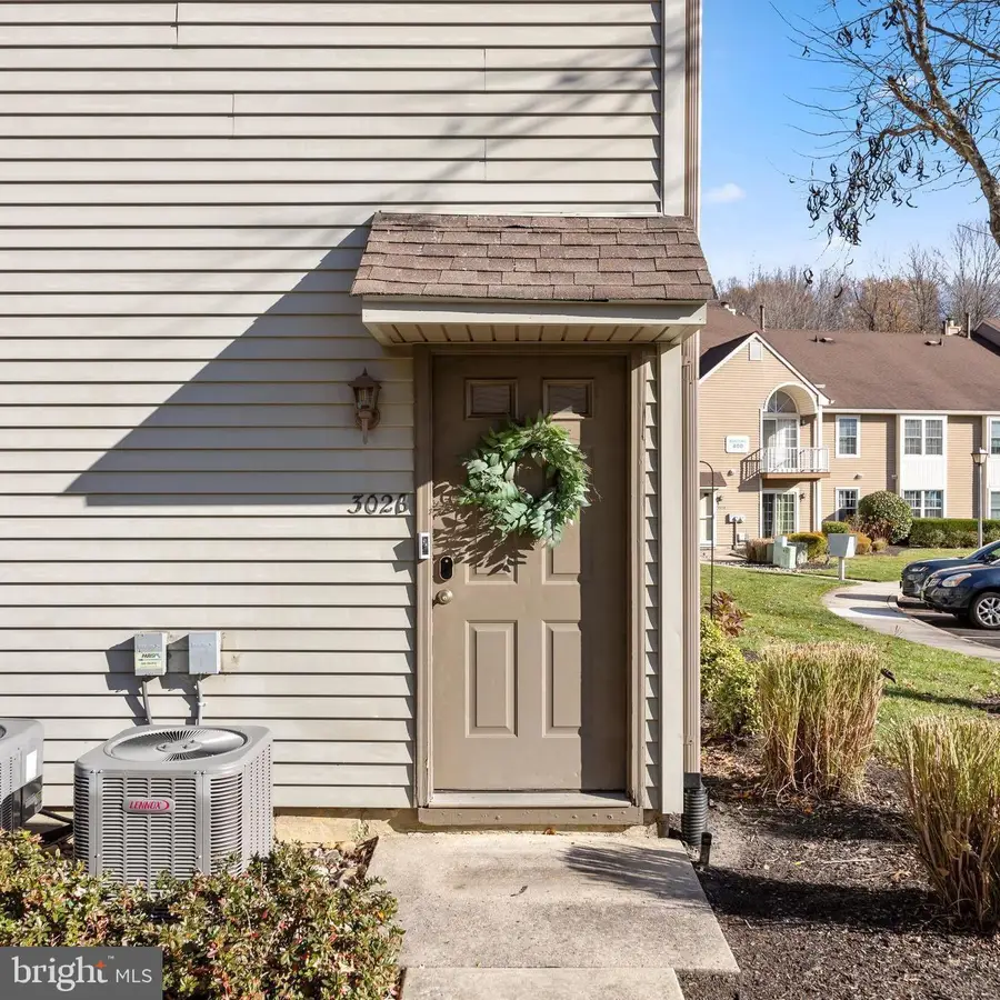 302-b Harwood Ct, Mount Laurel, NJ 08054 - Image #3