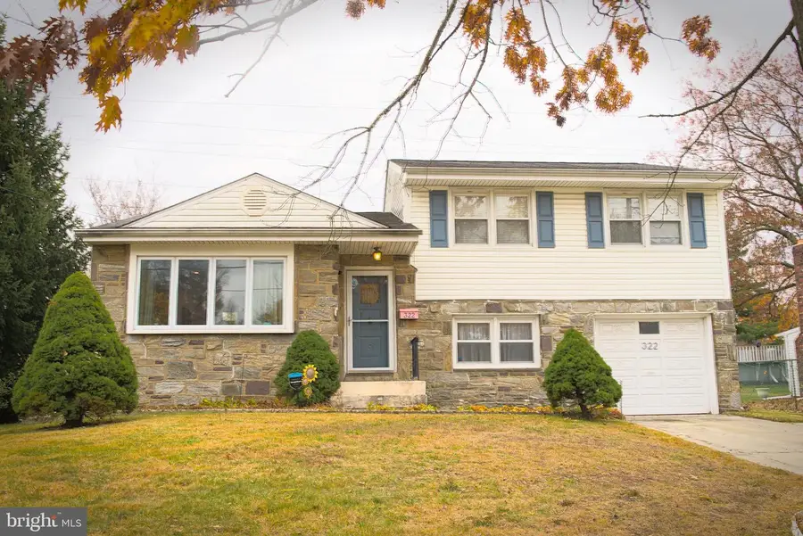 322 Boxwood Ln, Cinnaminson, NJ 08077 - Image #2