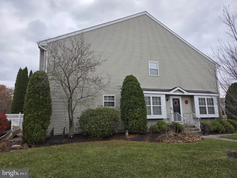 32 Hearthstone Ln, Marlton, NJ 08053 - Image #2