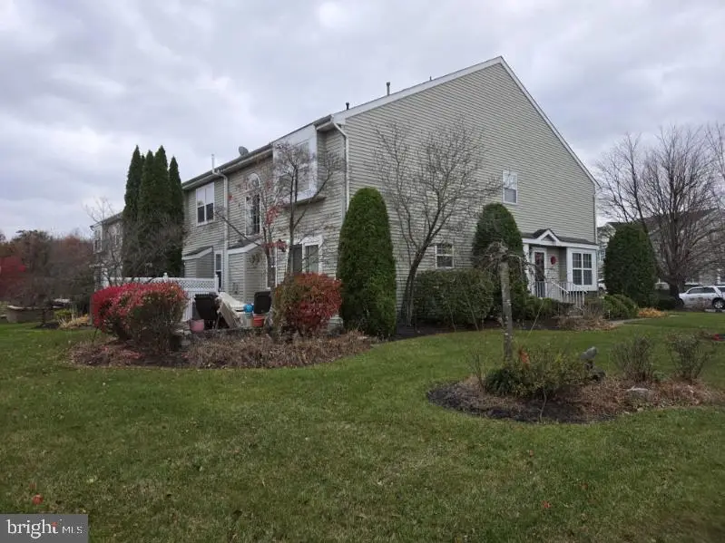 32 Hearthstone Ln, Marlton, NJ 08053 - Image #3