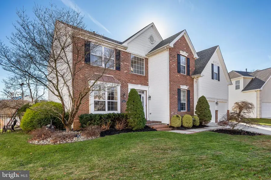 11 Tyler Pl, Hainesport, NJ 08036 - Image #2