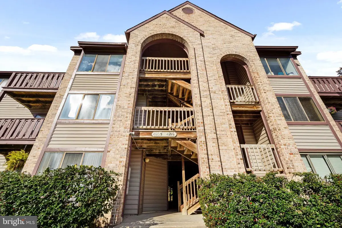 4208a Aberdeen Dr, Mount Laurel, NJ 08054 - Image #1