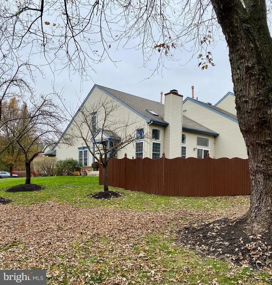 1 Hilltop Ln, Medford, NJ 08055 - Image #2