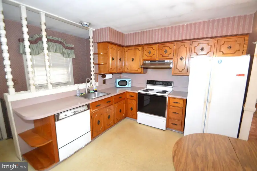 1000 Cooper St, Edgewater Park, NJ 08010 - Image #2