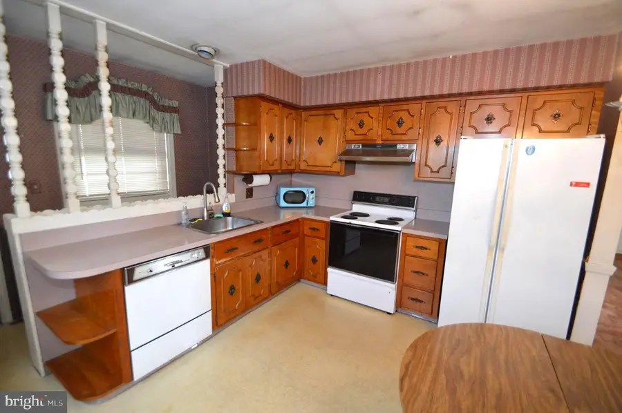 1000 Cooper St, Edgewater Park, NJ 08010 - Image #3