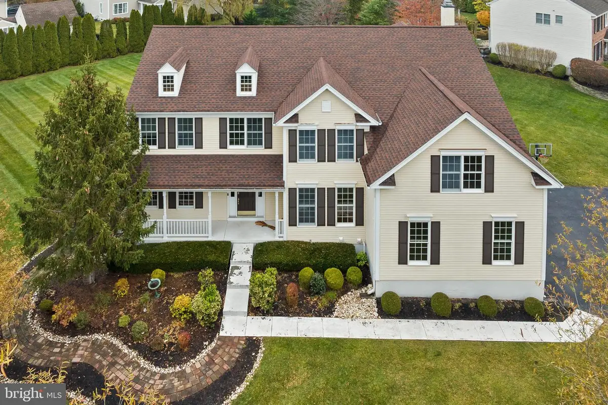 2 Thorn Ln, Chesterfield, NJ 08515 - Image #1