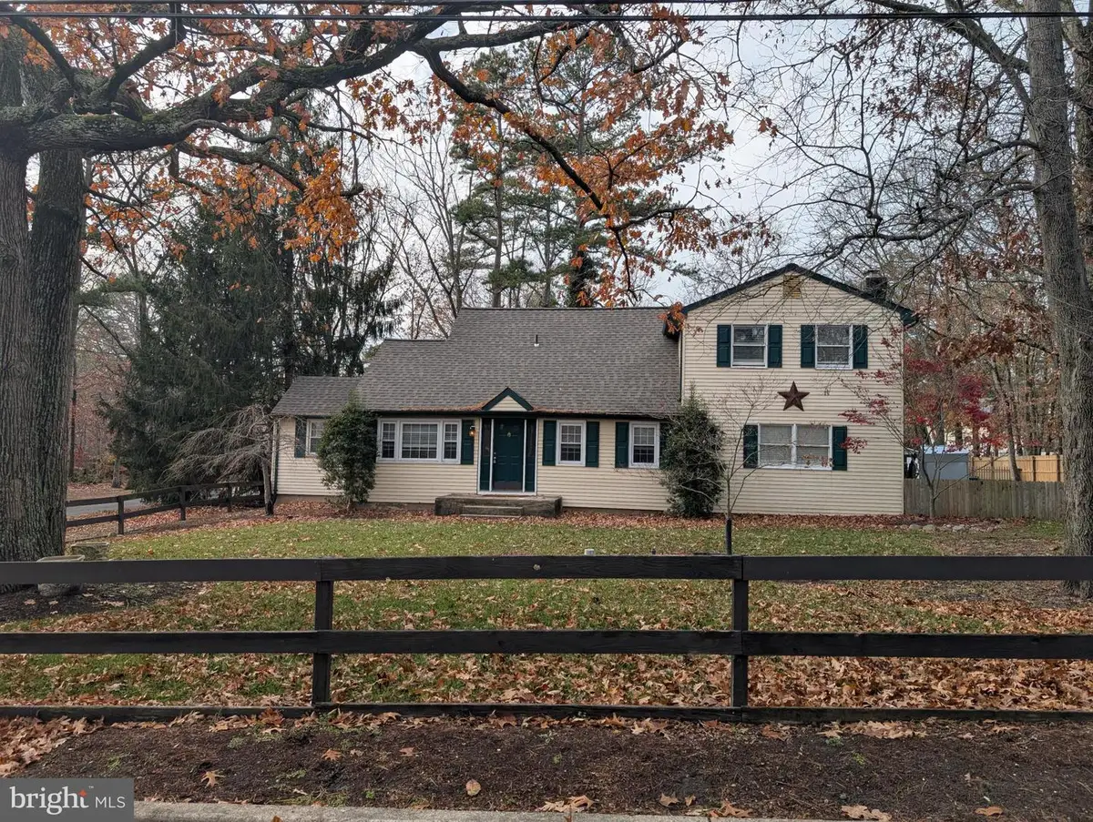 43 Woodside Dr, Tabernacle, NJ 08088 - Image #1