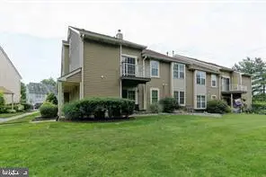 106-b Sedgefield Dr, Mount Laurel, NJ 08054 - Image #2