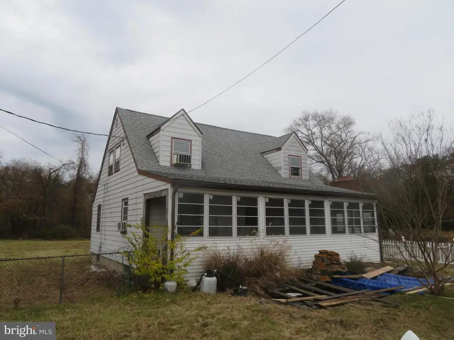 721 Lucas Ln, Southampton Township, NJ 08088 - Image #2