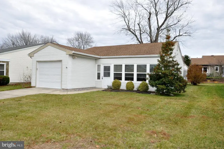 90 Huntington Dr, Leisuretowne, NJ 08088 - Image #3