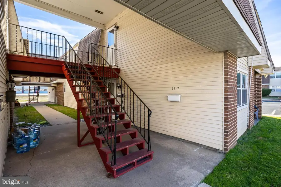 27--7 Florence Tollgate Pl, Burlington, NJ 08016 - Image #3