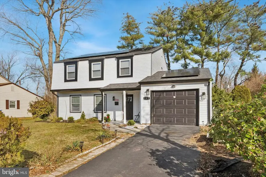 127 Toledo Ln, Willingboro, NJ 08046 - Image #2