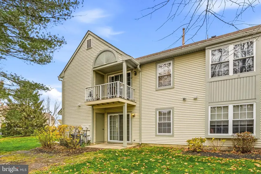 3305-a Ramsbury Ct, Mount Laurel, NJ 08054 - Image #3