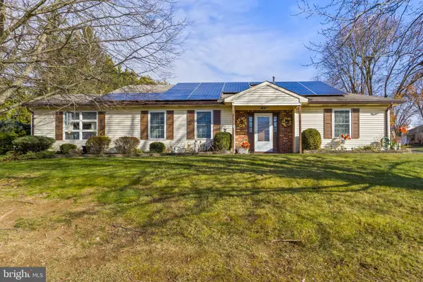 102 Carriage Hill Ct, COLUMBUS, NJ 08022