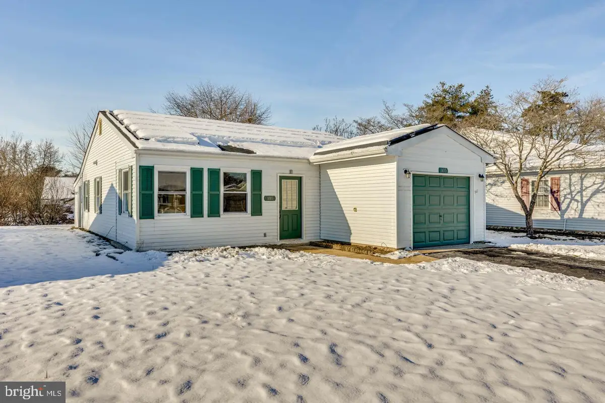 105 Huntington Dr, Leisuretowne, NJ 08088 - Image #1