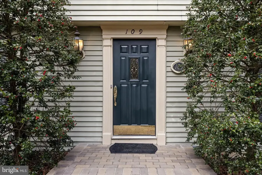 109 Woodthrush Trl W, Medford, NJ 08055 - Image #3