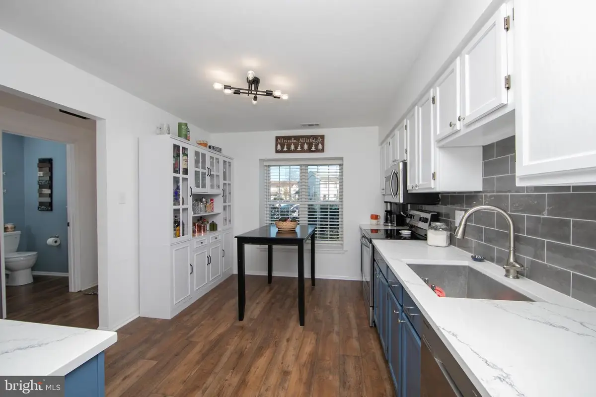 105 Crown Prince Dr, Marlton, NJ 08053 - Image #1