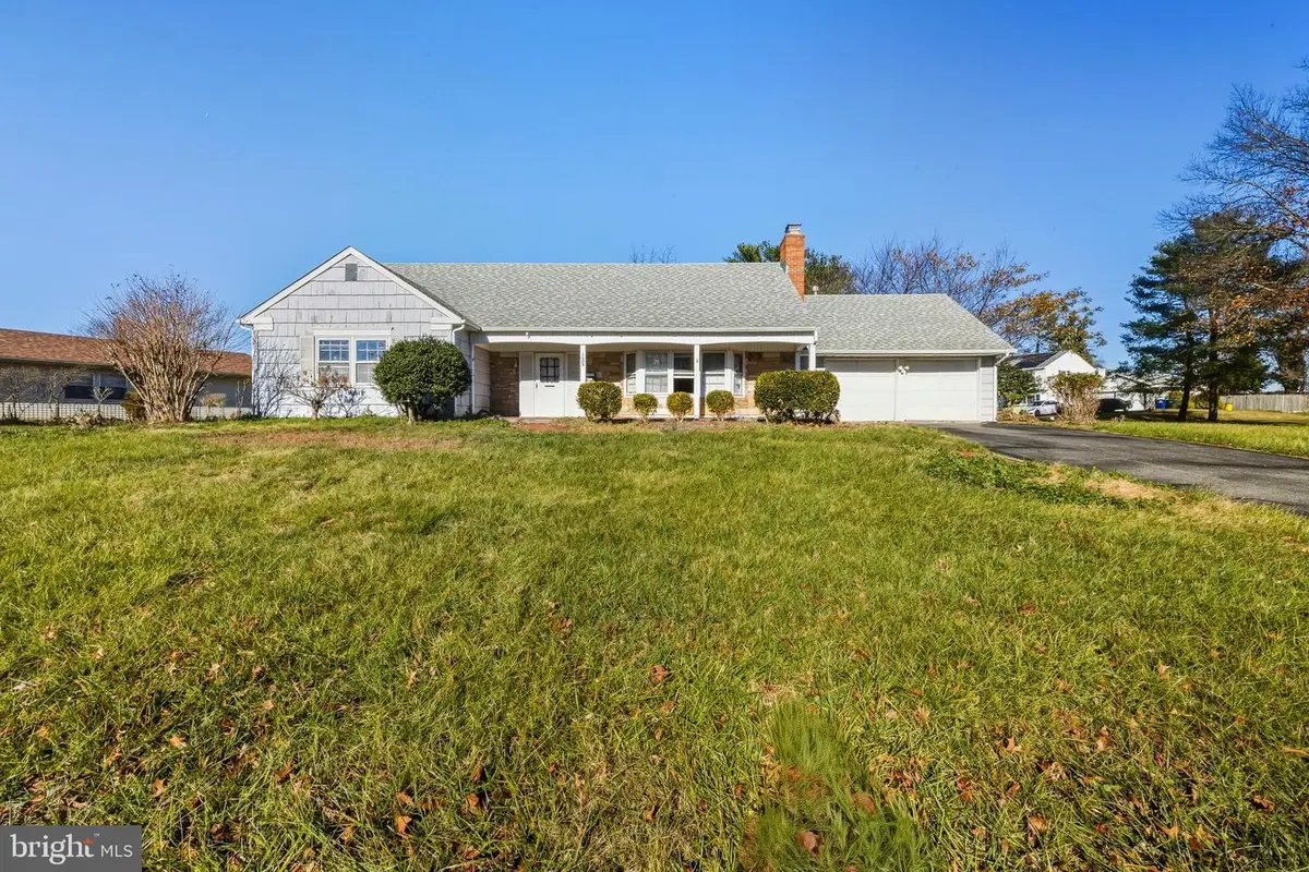 125 Country Club Rd, Willingboro, NJ 08046 - Image #1