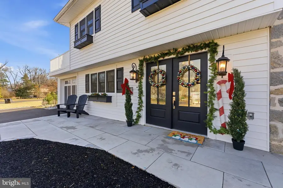 5 Winding Brook Dr, Cinnaminson, NJ 08077 - Image #2