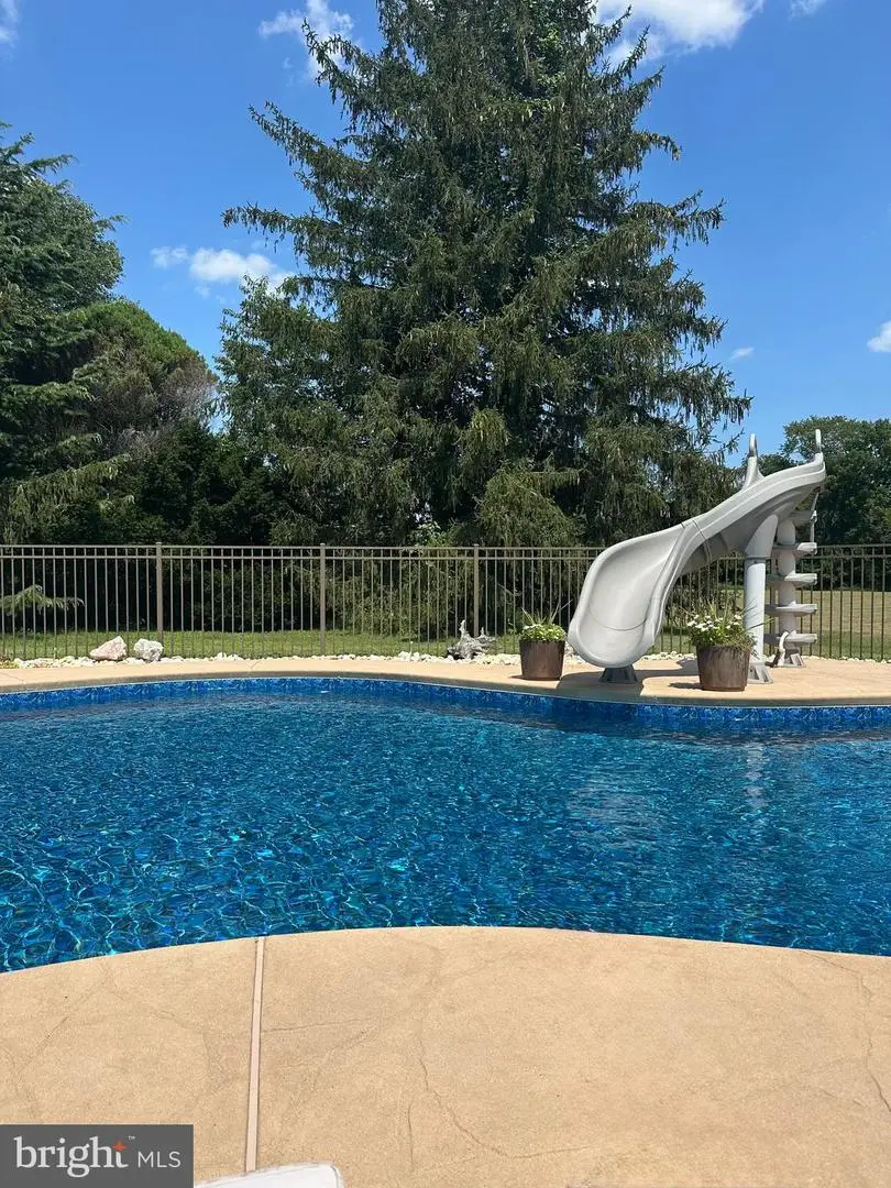 478 Island Rd, Columbus, NJ 08022 - Image #2