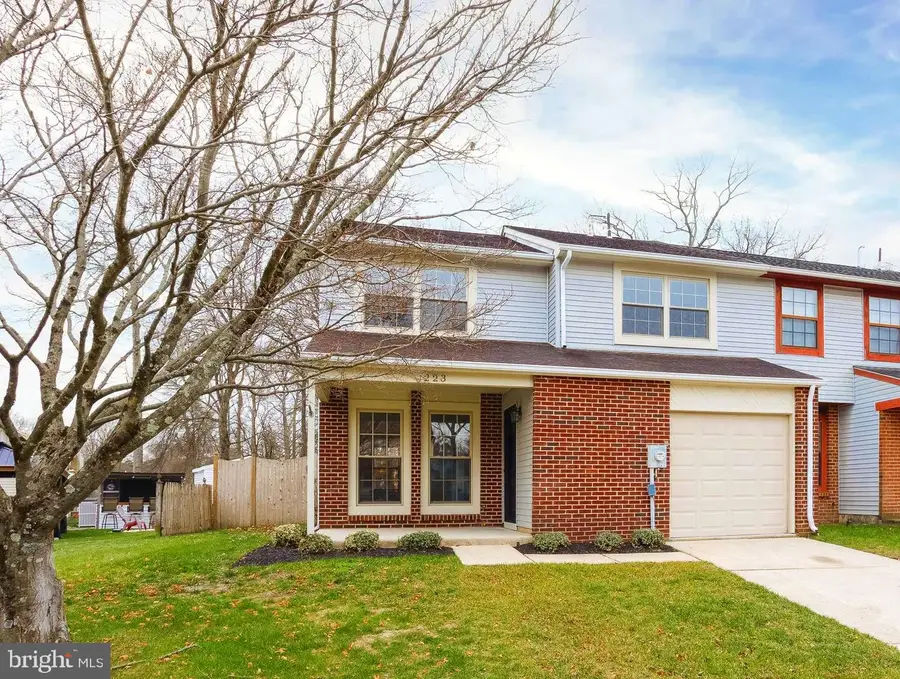 223 Foxwood Ln, Marlton, NJ 08053 - Image #2