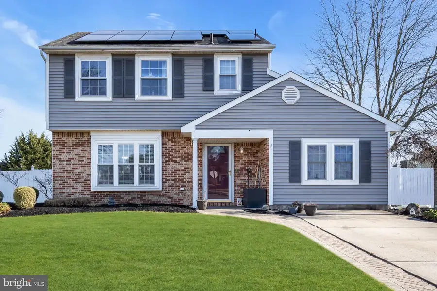 9 Honey Locust Ln, Mount Holly, NJ 08060 - Image #2