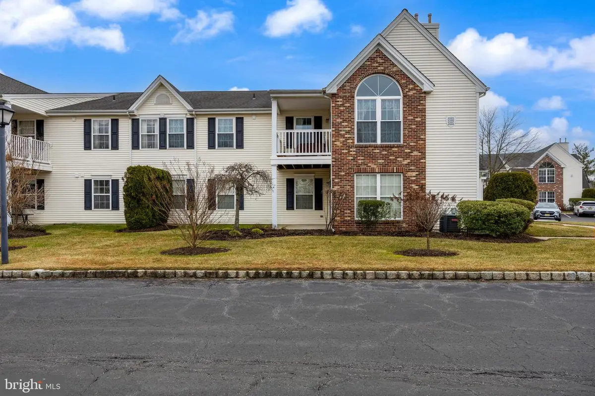 2507a Bluegrass Dr, Mount Laurel, NJ 08054 - Image #1