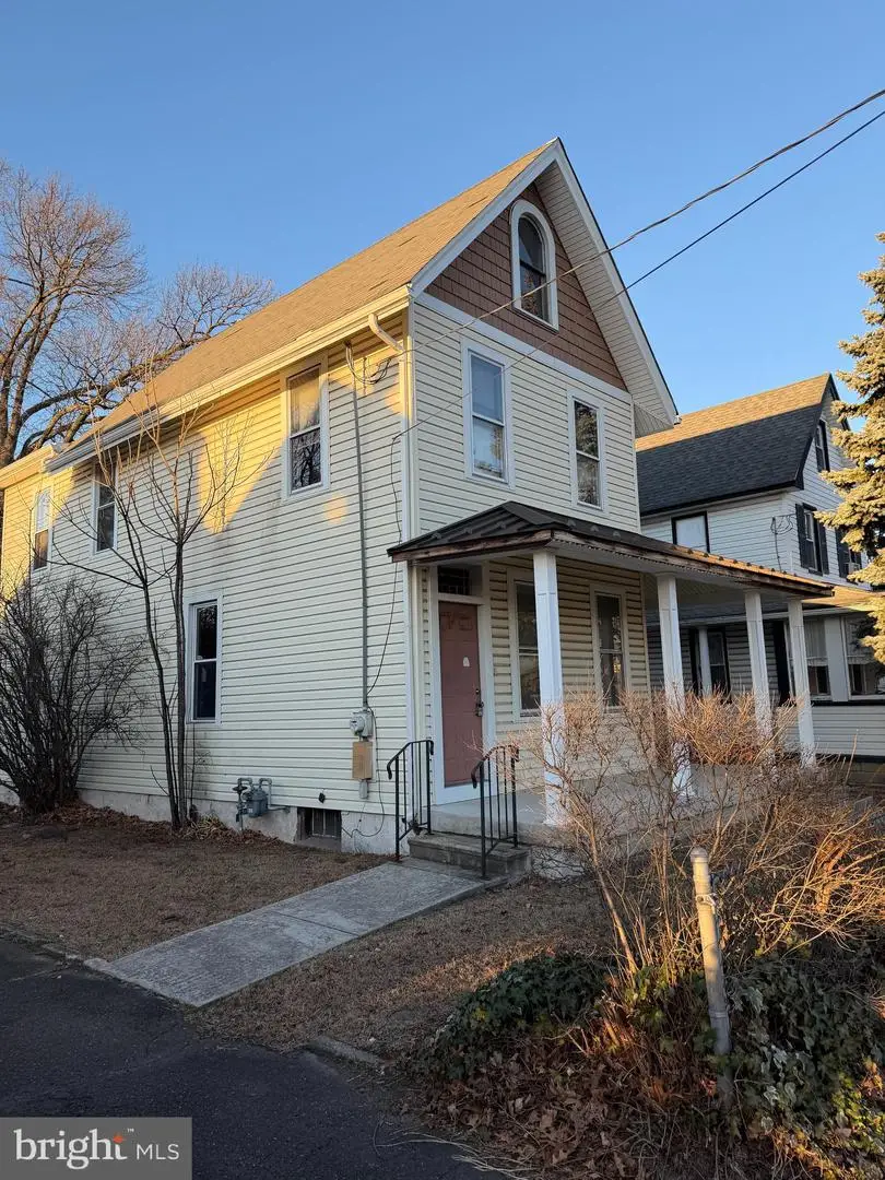 423 W Broad St, Palmyra, NJ 08065 - Image #2