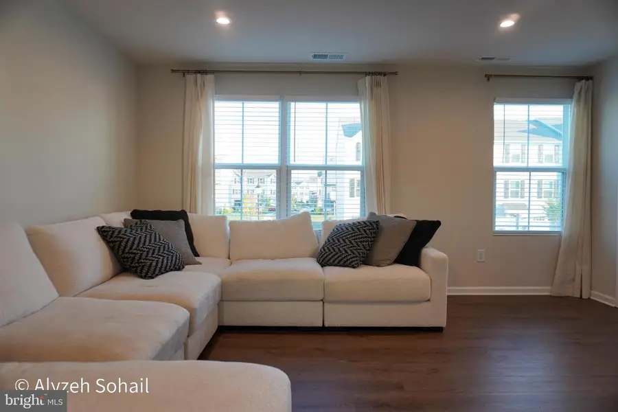 15 F Floyd Ave, Beverly, NJ 08010 - Image #2