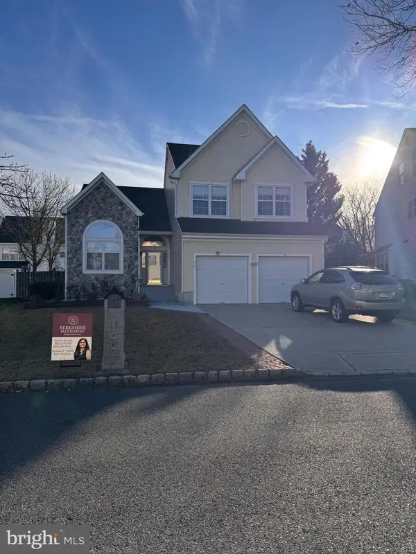 78 Watson Dr, MOUNT LAUREL, NJ 08054