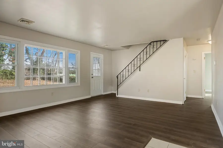 27 Marshal Ln, Willingboro, NJ 08046 - Image #3