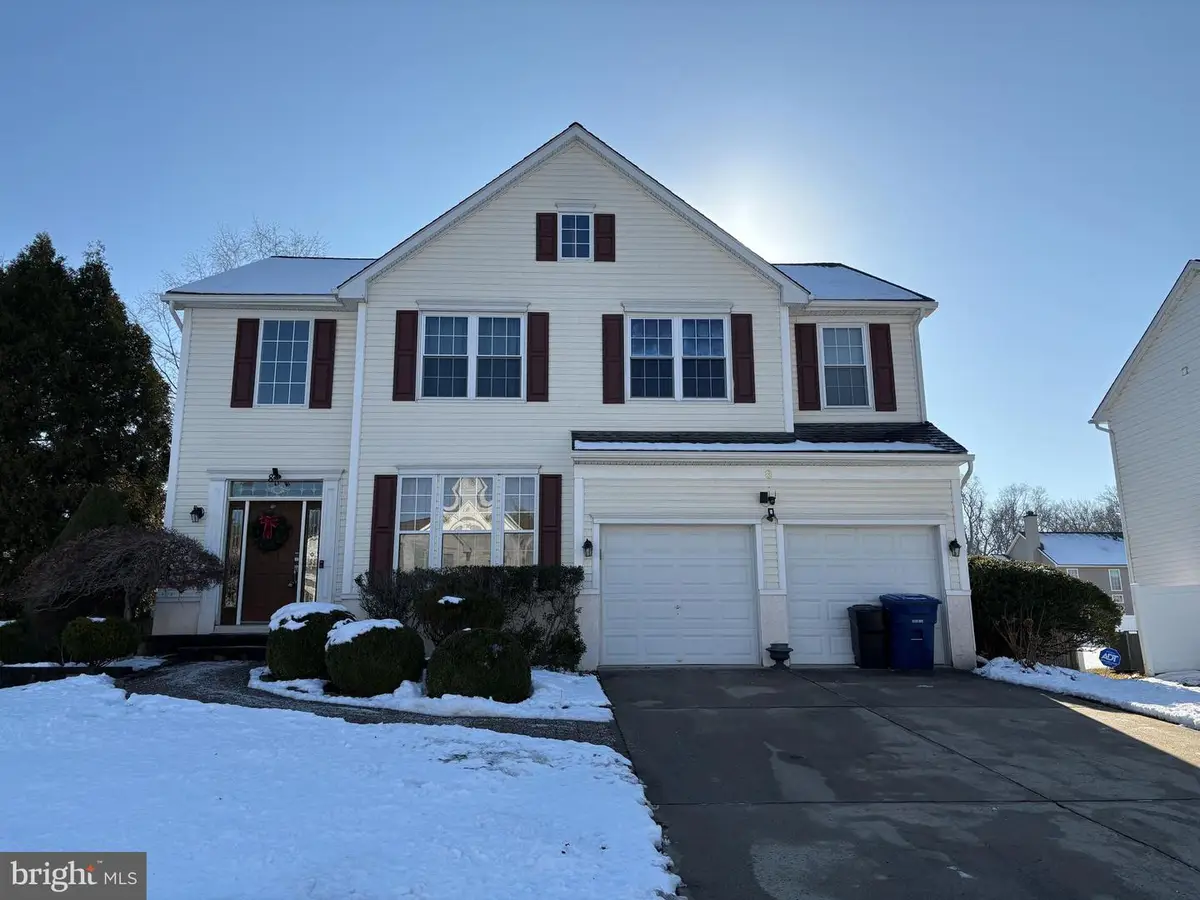 8 Creekwood Dr, Bordentown, NJ 08505 - Image #1