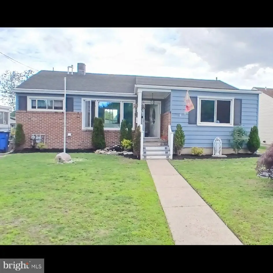 323 Mill Rd, Burlington, NJ 08016 - Image #1