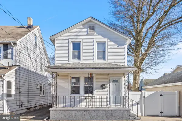 111 Thompson St, BURLINGTON, NJ 08016