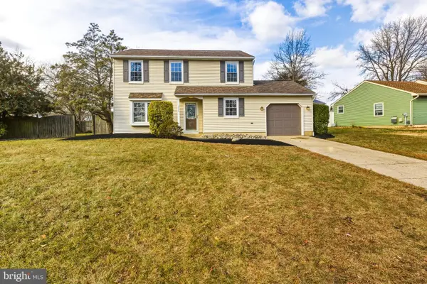 300 Windsor Ln, MARLTON, NJ 08053