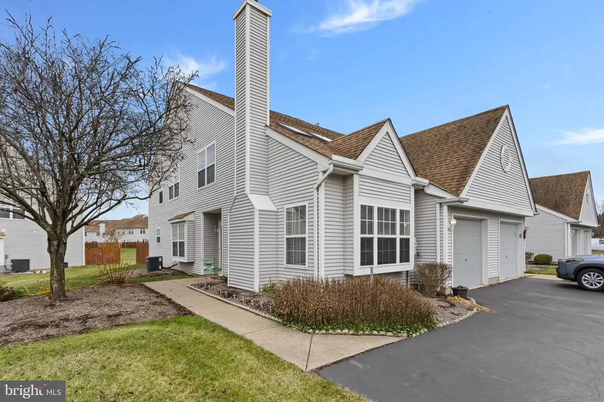 213 Birch Hollow Dr, Bordentown, NJ 08505 - Image #1